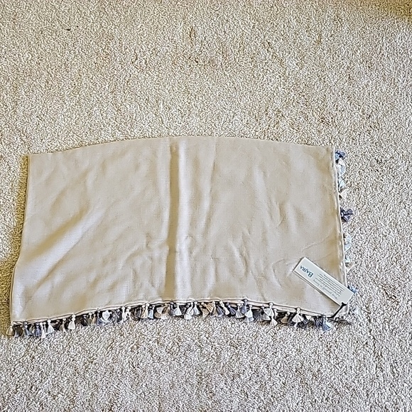 BAJRA scarf - Picture 1 of 5